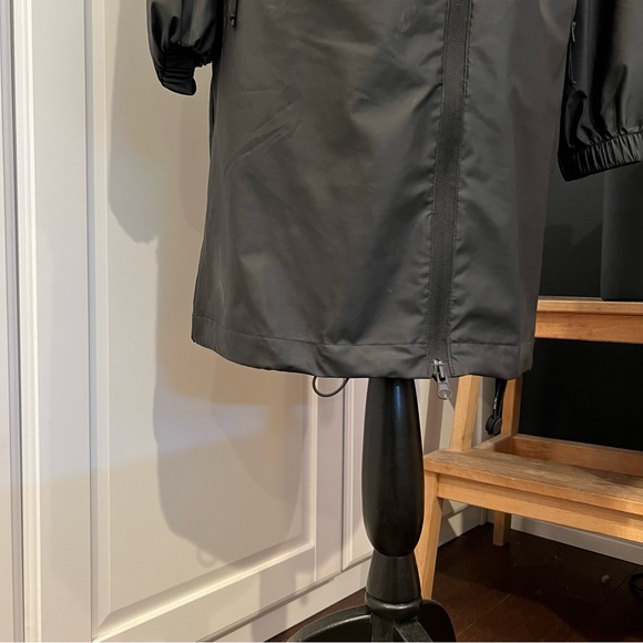 EUC RAINS ultra light parka jacket size XXS/XS unisex - Picture 7 of 8